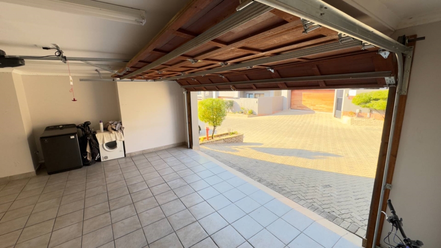 4 Bedroom Property for Sale in Wild Olive Estate Free State